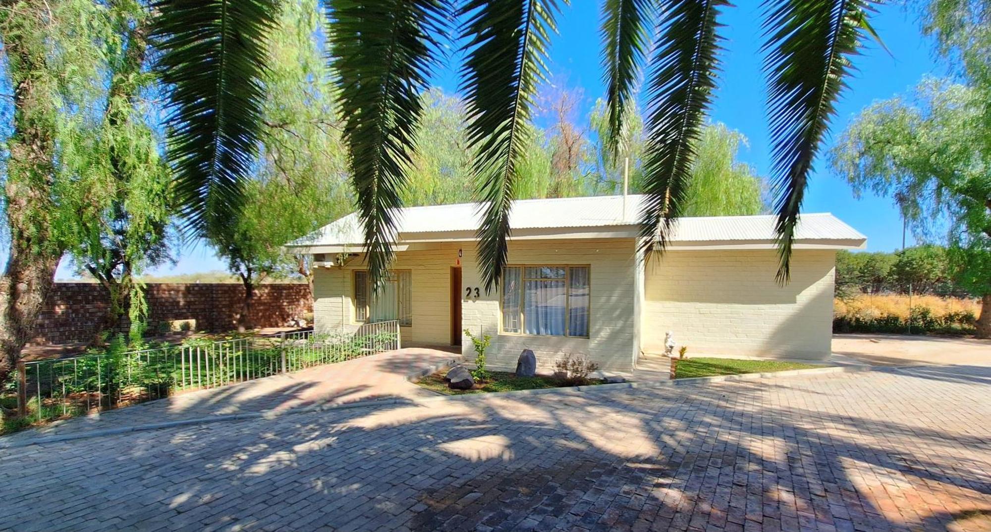 East Gate Rest Camp Apartment Buitepos Екстериор снимка